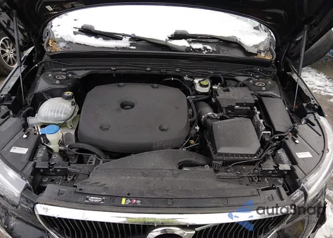 2021 Volvo Xc40 T5 Momentum from USA, damaged, VIN YV4162UK6M2486041